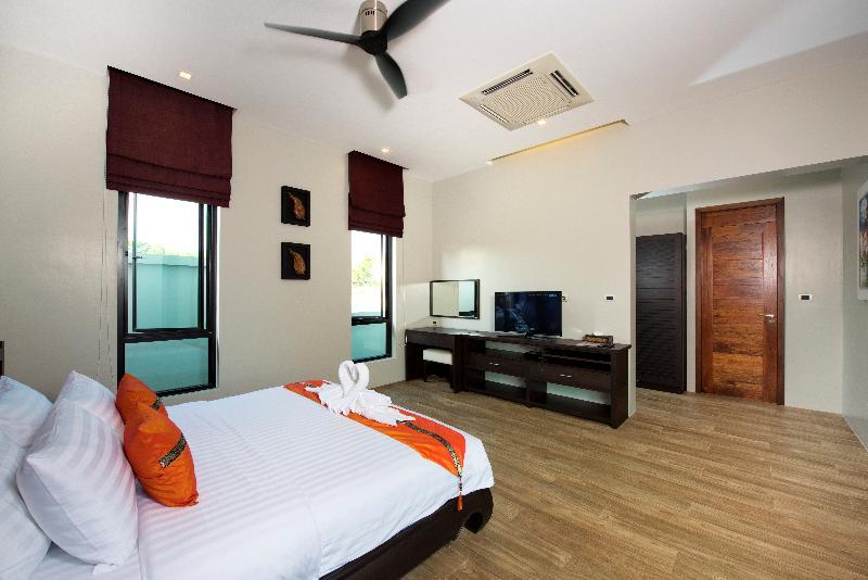 Narintara Private Pool Villas - Free Tuk-Tuk Service To The Beach! Ao Nang Exterior photo